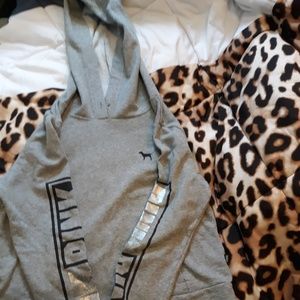 Pink Lightweight logo hooded sweatshirt